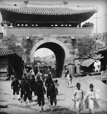 그 옛날의 대한제국군. - 東國兵鑑(한국사 게시판) - 역사 속의 전쟁사